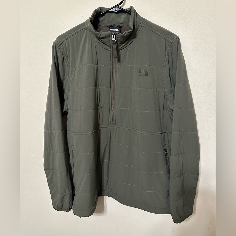 North Face Women’s 1/4 zip pullover